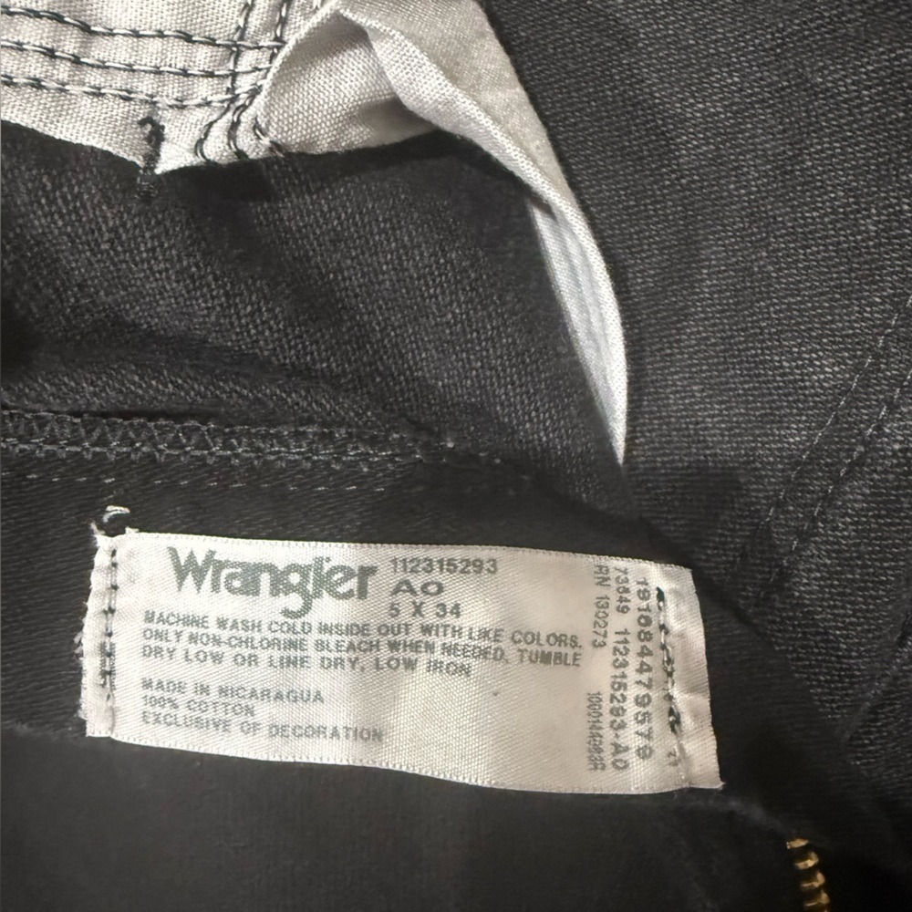 Vintage Wrangler Black Cowboy Cut Slim Fit Tapered High Rise Jeans - Picture 5 of 9
